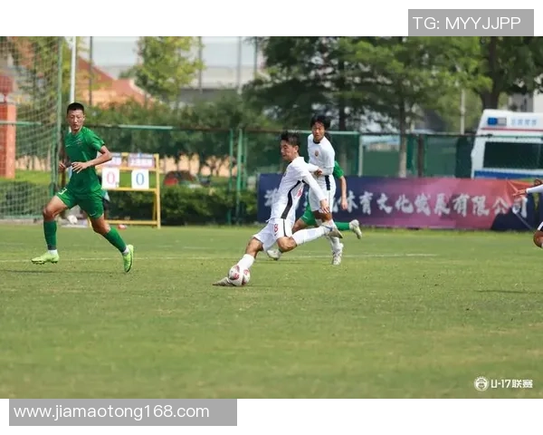 上海足球队在世界锦标赛中的节奏表现分析与点评